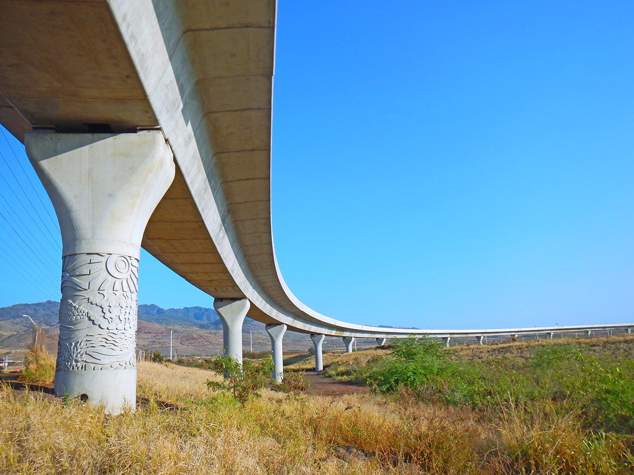 Honolulu Rapid Transit Viaduct Phase 1 & 2 - Oahu, Hawaii (Photo courtesy of FIGG.)