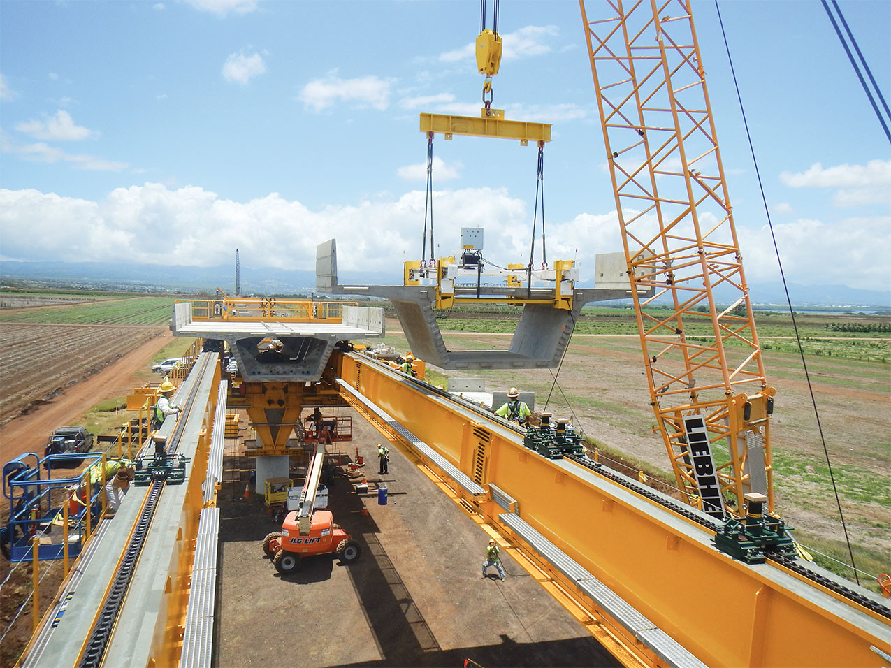 Honolulu Rapid Transit Viaduct Phase 1 & 2 - Oahu, Hawaii (Photo courtesy of FIGG.)